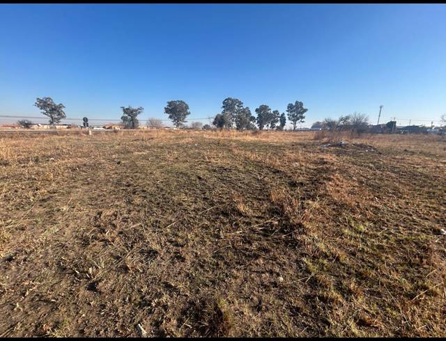 5,426M² VACANT LAND FOR SALE IN ROODS GARDENS